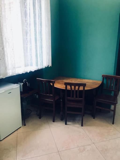 44 Appartamento Nel Centro Di Roma Via Nazionale Zewnętrze zdjęcie