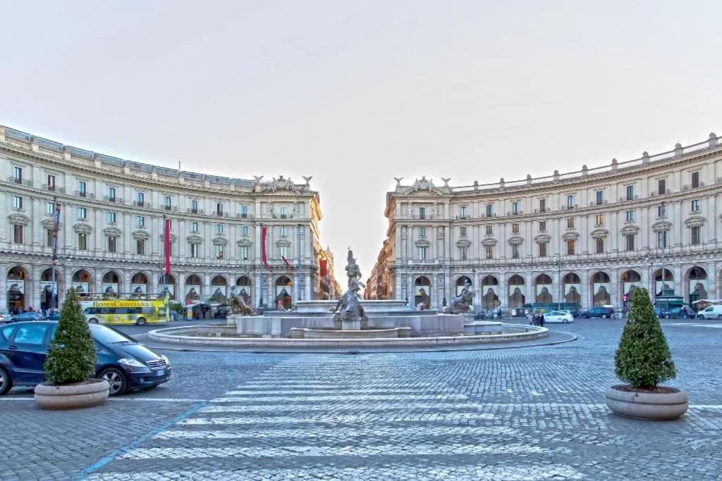 44 Appartamento Nel Centro Di Roma Via Nazionale Zewnętrze zdjęcie